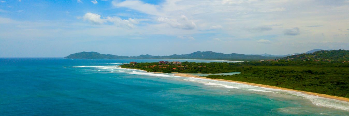 Houses for sale in Tamarindo near the beach in Costa Rica